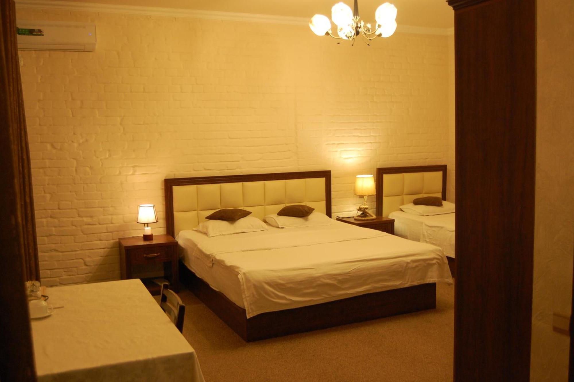 Usman Hotel ซามาร์คันด์ ภายนอก รูปภาพ