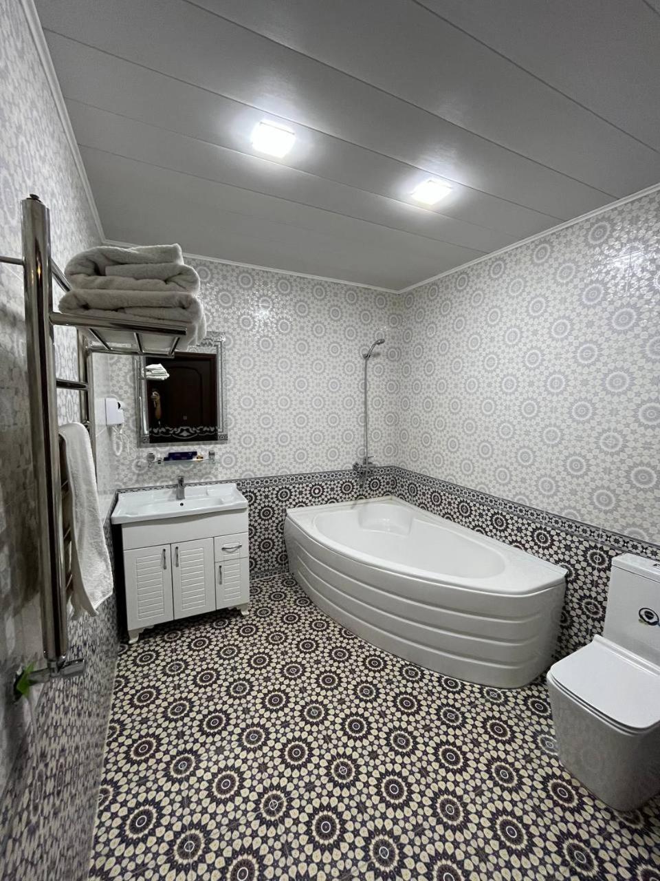 Usman Hotel ซามาร์คันด์ ภายนอก รูปภาพ